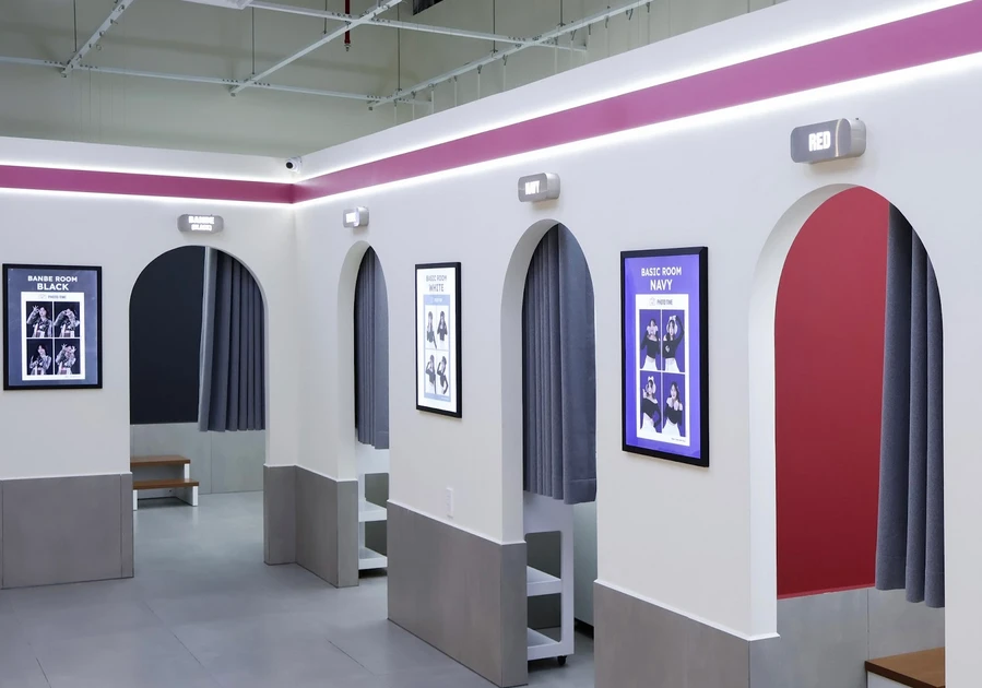 Photobooth là gì - Booth gương (mirror booth)