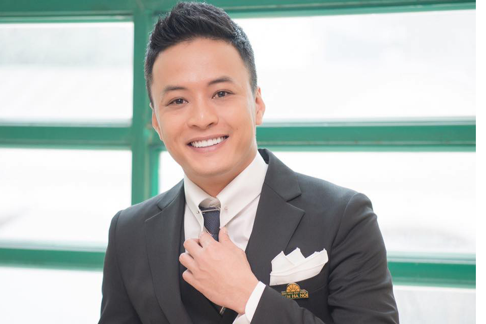 Hồng Đăng - Tuổi thơ, học vấn và cơ duyên đến với diễn xuất