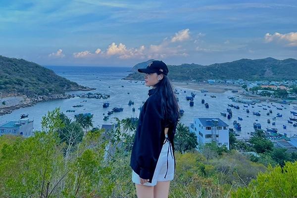 Vĩnh Hy - Đi tàu đáy kính và lặn ngắm san hô Vĩnh Hy - Đi tàu đáy kính và lặn ngắm san hô