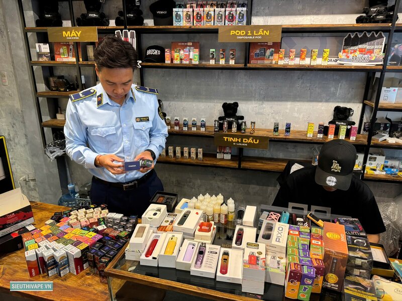 Hút vape bị phạt bao nhiêu tiền - Mức phạt đối với người sử dụng Hút vape bị phạt bao nhiêu tiền - Mức phạt đối với người sử dụng