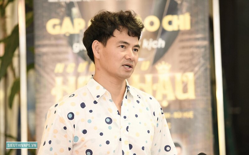 Xuân Bắc - Trước ống kính, tiếng cười đến sau khi mọi thứ đã xong Xuân Bắc - Trước ống kính, tiếng cười đến sau khi mọi thứ đã xong
